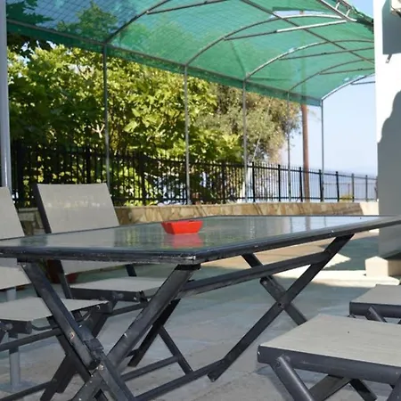 Melenia's Sea Front House * Calamata